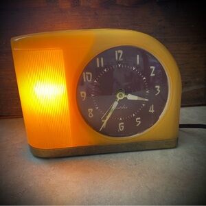 Vintage 1950s Alarm Clock Westclox Moonbeam Model S5J Groovy antique collectible